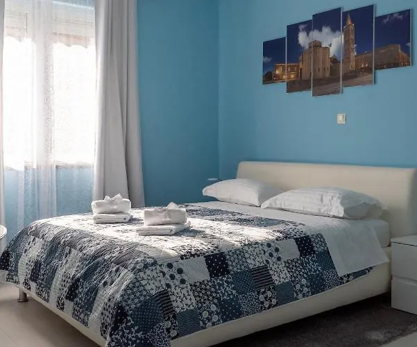 Apartman & Andrea Zára