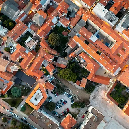 & Andrea Apartmán *