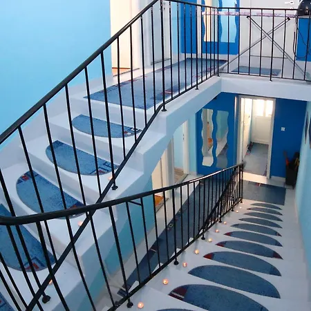 & Andrea Apartment